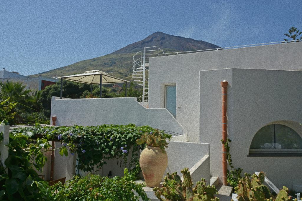 Il Gabbiano Relais In Stromboli Aparthotel ภายนอก รูปภาพ