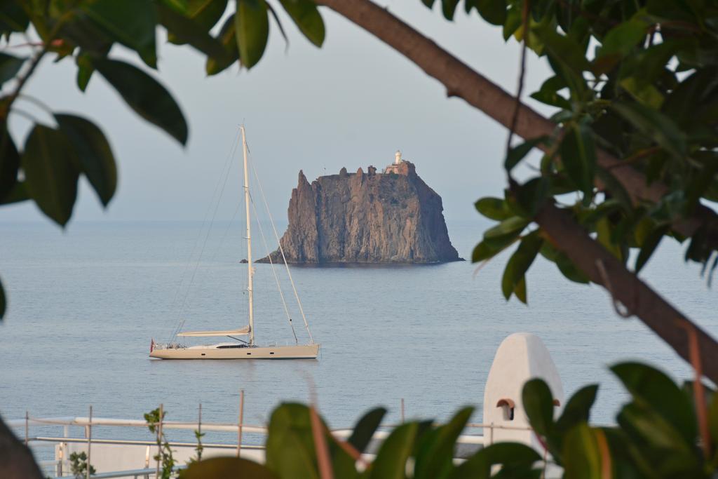 Il Gabbiano Relais In Stromboli Aparthotel ภายนอก รูปภาพ