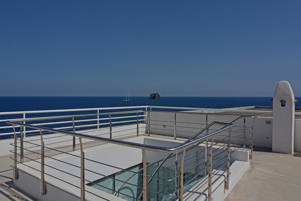 Il Gabbiano Relais In Stromboli Aparthotel ภายนอก รูปภาพ