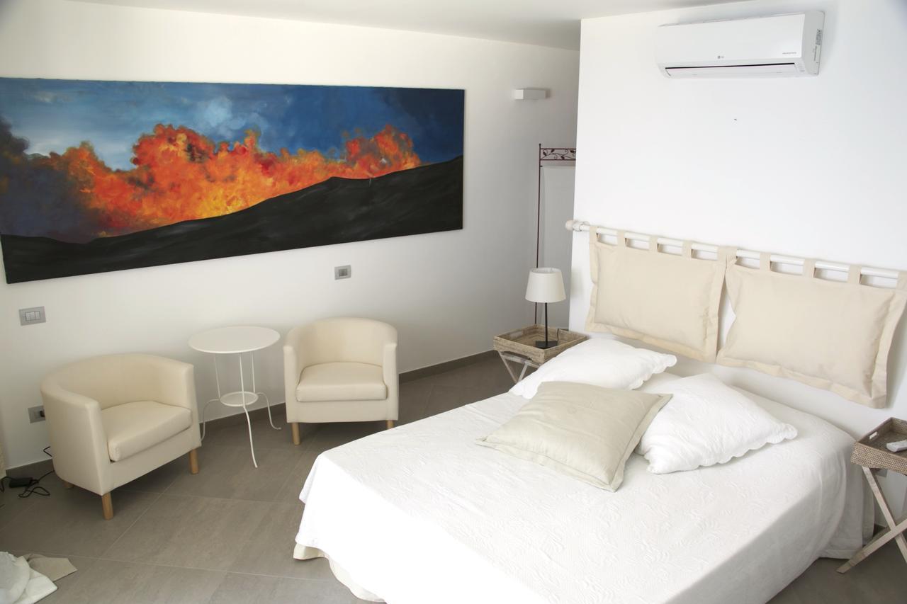 Il Gabbiano Relais In Stromboli Aparthotel ภายนอก รูปภาพ