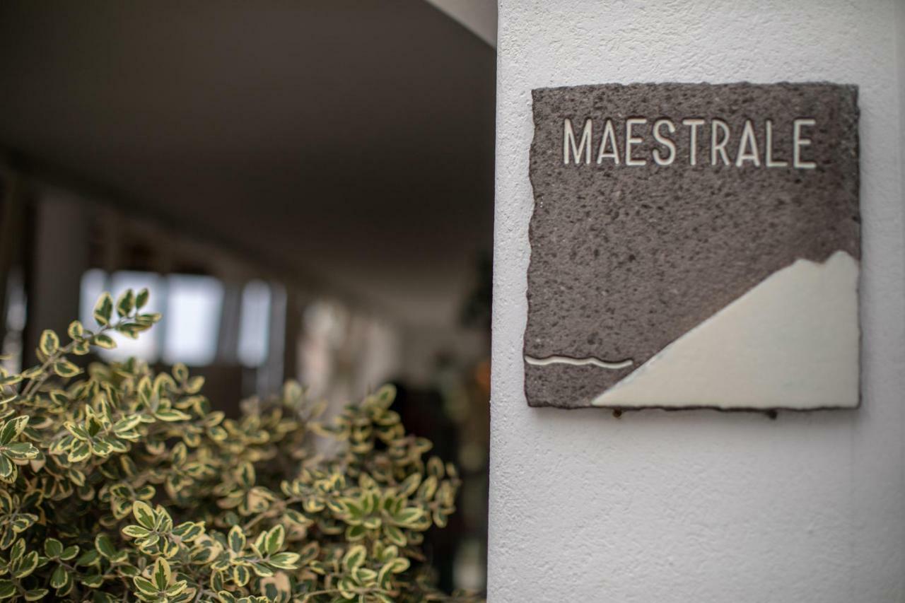 Il Gabbiano Relais In Stromboli Aparthotel ภายนอก รูปภาพ